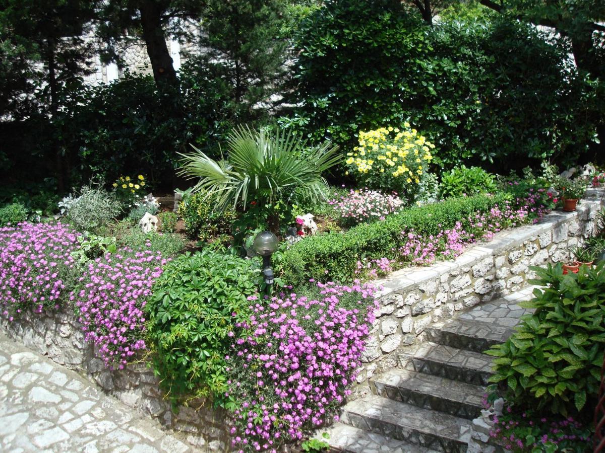Apartmani Zafaranic Crikvenica Buitenkant foto
