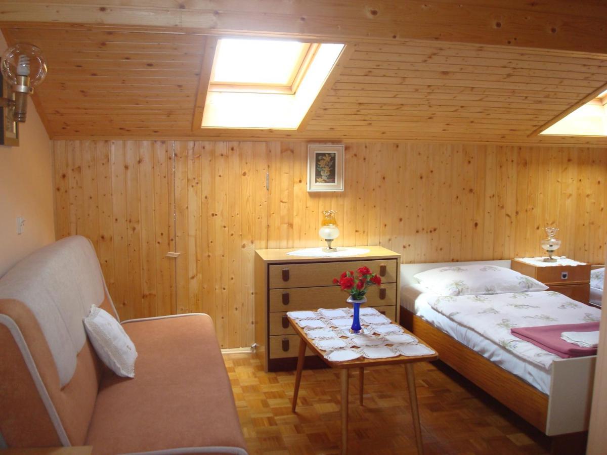 Apartmani Zafaranic Crikvenica Buitenkant foto