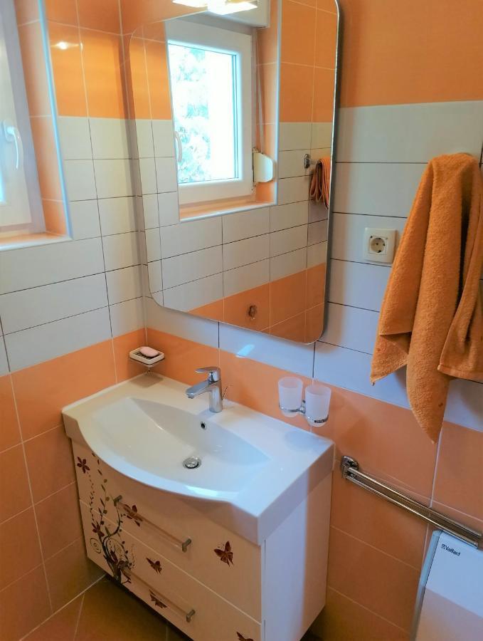 Apartmani Zafaranic Crikvenica Buitenkant foto
