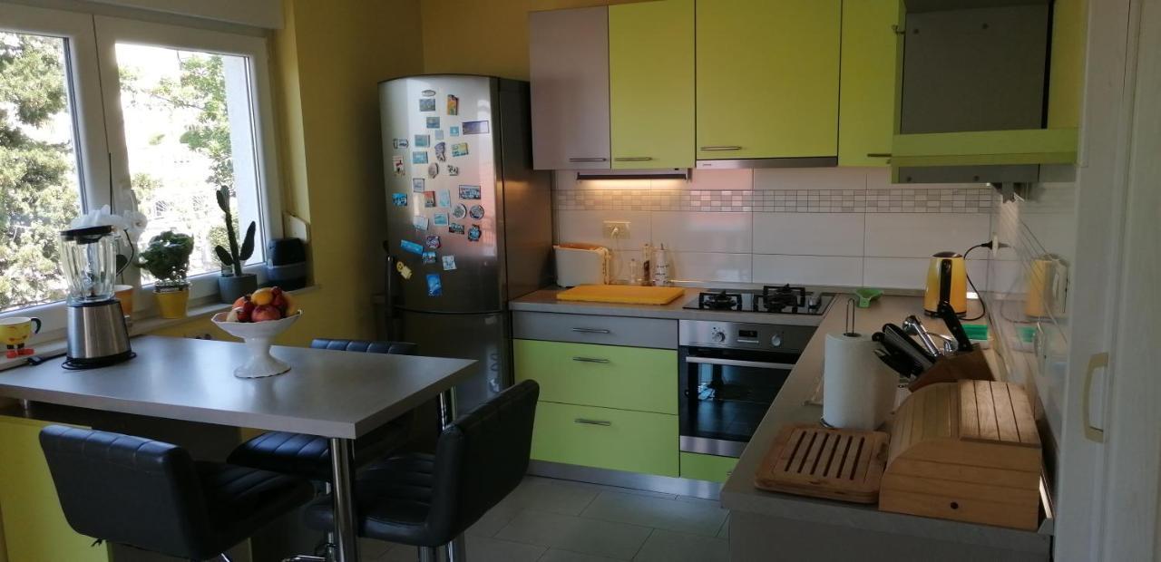 Apartmani Zafaranic Crikvenica Buitenkant foto